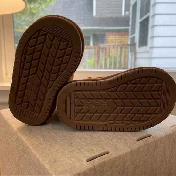 Koolaburra by Ugg Boots with Bow Detail EUC - Picture 5 of 8